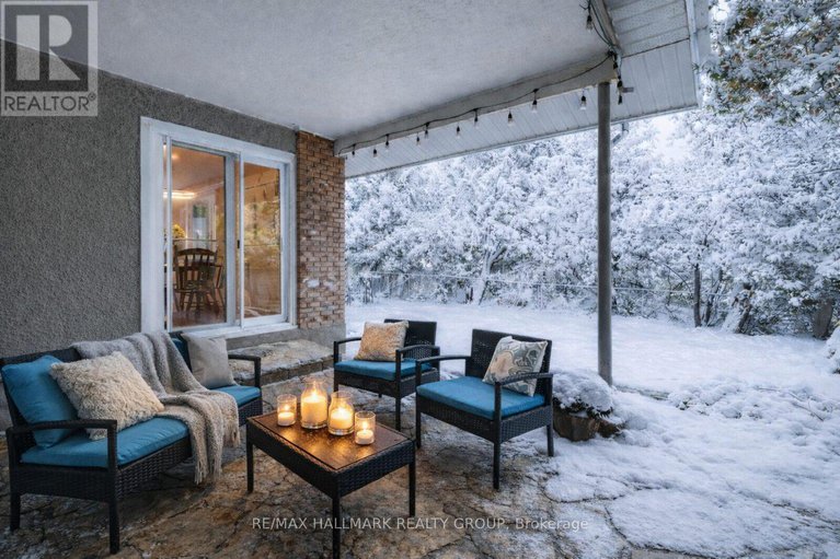 29395719/9-newbury-avenue/borden-farmstewart-farmcarleton-heightsparkwood-hills/ottawa/ontario/K2E6K7_37