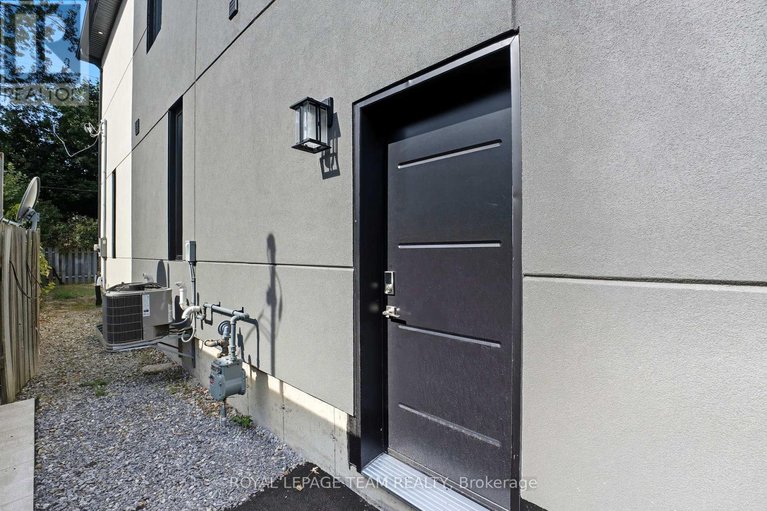 29001390/984-watson-street/fairfield-heights/ottawa/ontario/K2B6C2_33