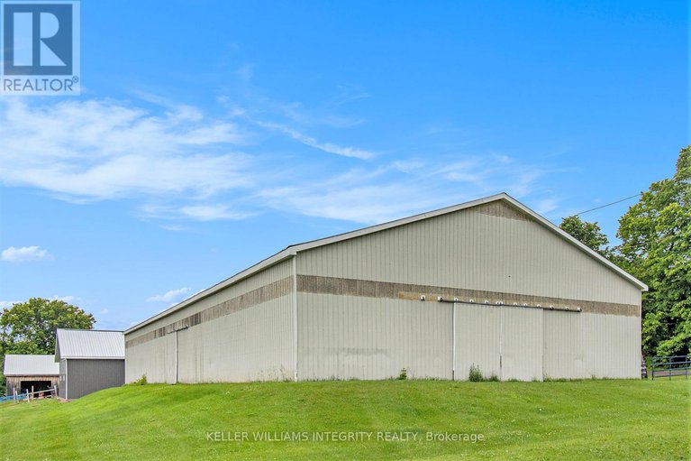 28492510/980-black-road/north-grenville-twp-kemptville-south/north-grenville/ontario/K0G1T0_31