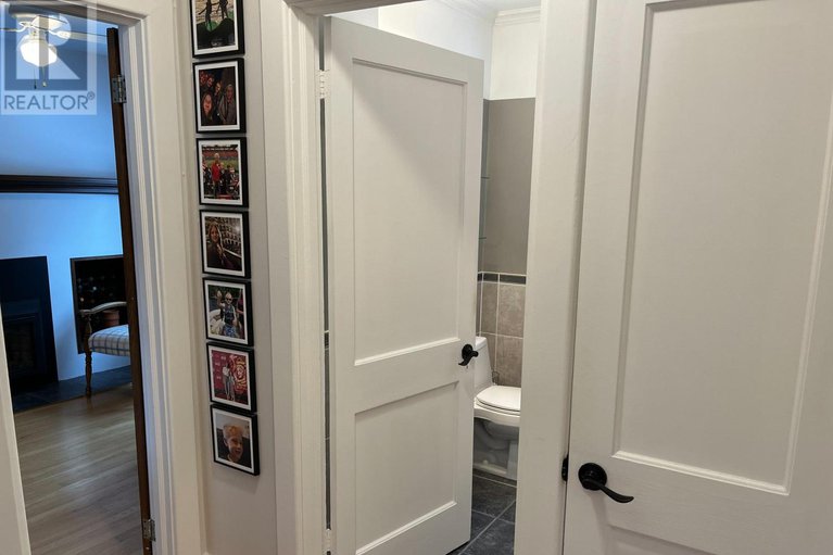 29213611/841-dundee-avenue/queensway-terrace-north/ottawa/ontario/K2B5S8_14