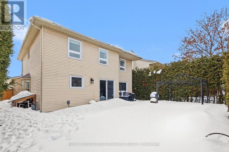 29390511/1606-westport-crescent/chateauneuf/ottawa/ontario/K1C6C8_39