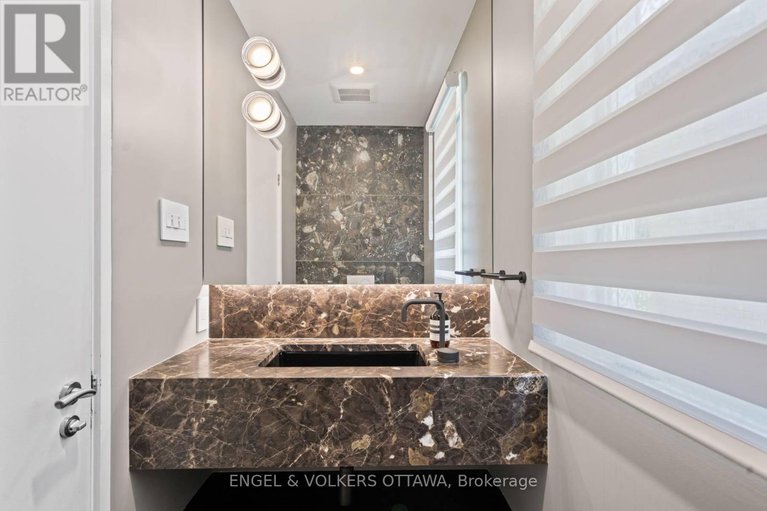 28958907/5-clemow-avenue/glebe/ottawa/ontario/K1S2A9_5
