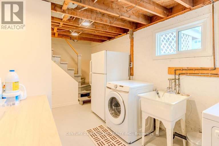 28263275/1404-larose-avenue/carlington/ottawa/ontario/K1Z7X7_32