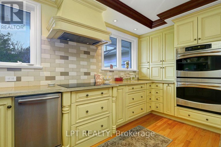 28230942/169-roger-road/faircrest-heights/ottawa/ontario/K1H5C7_20