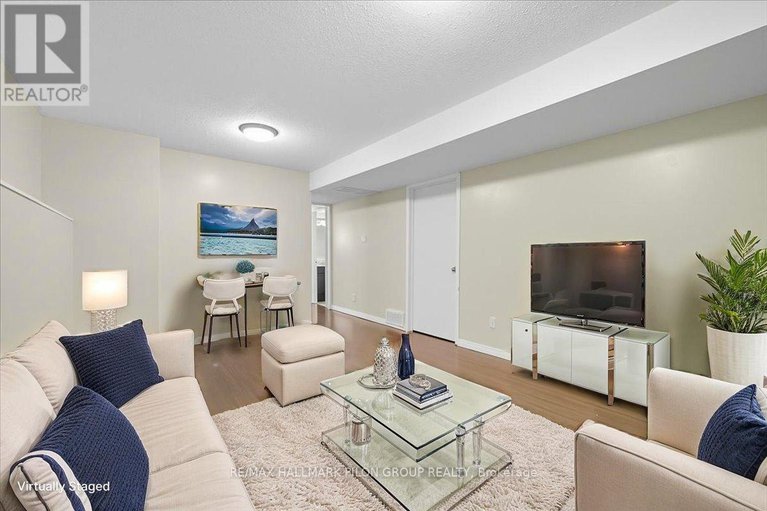 28840953/1577-prestwick-drive/bilberry-creekqueenswood-heights/ottawa/ontario/K1E2E6_11