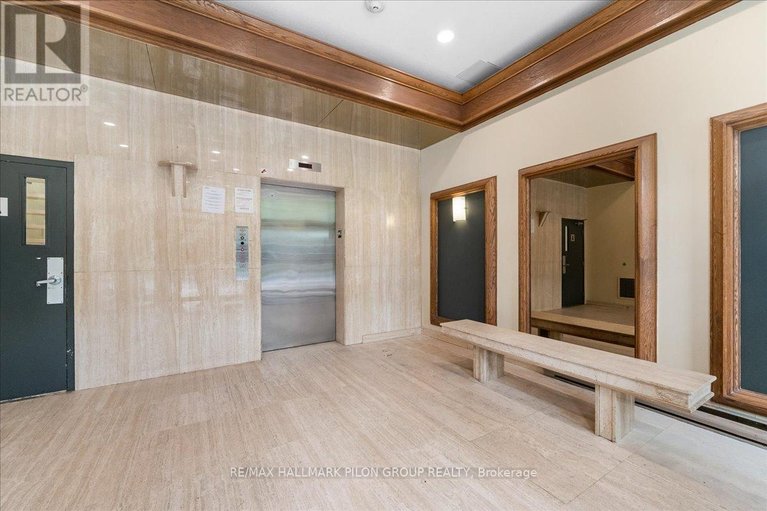 29451264/902-154-nelson-street/lower-town/ottawa/ontario/K1N7R5_2