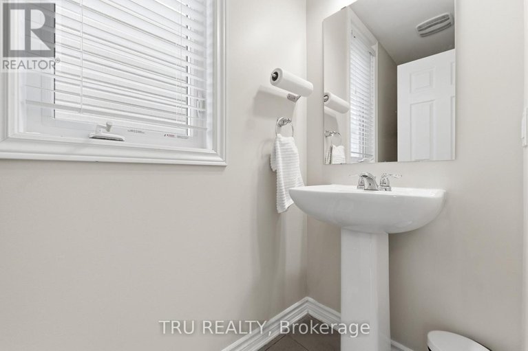 29605925/344-sweetclover-way/avalon-west/ottawa/ontario/K4A1E6_20