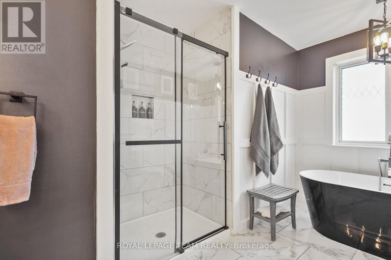 28349610/124-versilia-drive/barrhaven-east/ottawa/ontario/K2G7E2_23