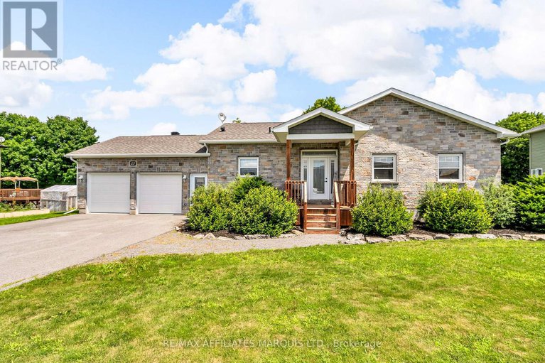 29059250/23-calco-crescent/moose-creek/north-stormont/ontario/K0C1W0_1