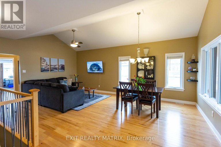 29600894/484-bruges-street/embrun/russell/ontario/K0A1W0_10