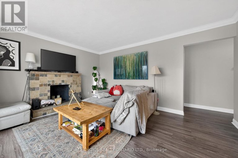 29620538/1307-aurele-street/pineview/ottawa/ontario/K1B3L4_8