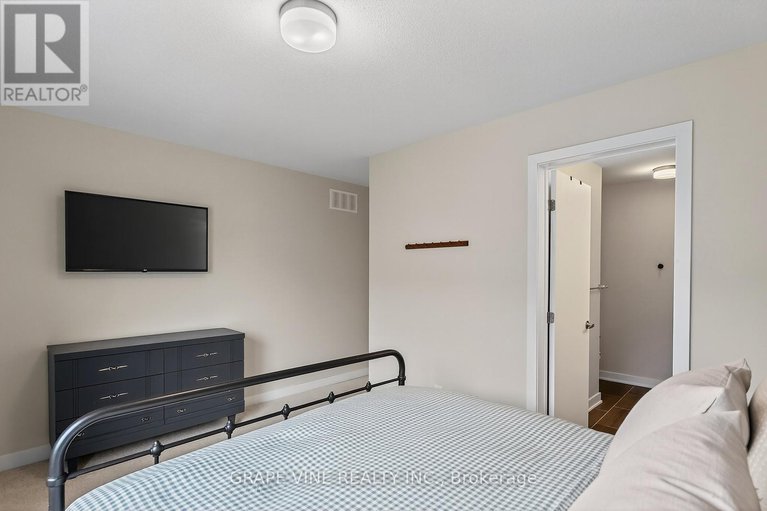 29145607/2005-postilion-street/btwn-franktown-rd-fallowfield-rd/ottawa/ontario/K0A2Z0_21