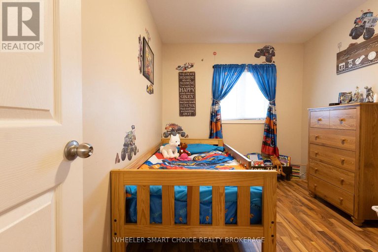 29136480/17-adam-dixon-avenue/long-sault/south-stormont/ontario/K0C1P0_22