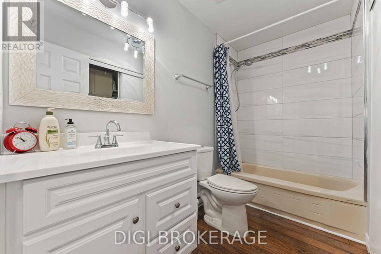 28754553/401-1974-st-laurent-boulevard/hawthorne-meadows/ottawa/ontario/K1G4L5_27