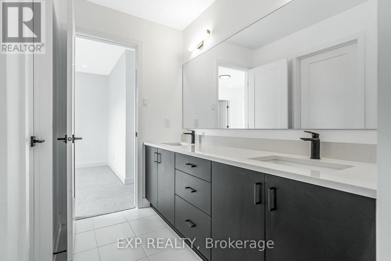28649196/489-duvernay-drive/queenswood-heights-south/ottawa/ontario/K1E2N7_37