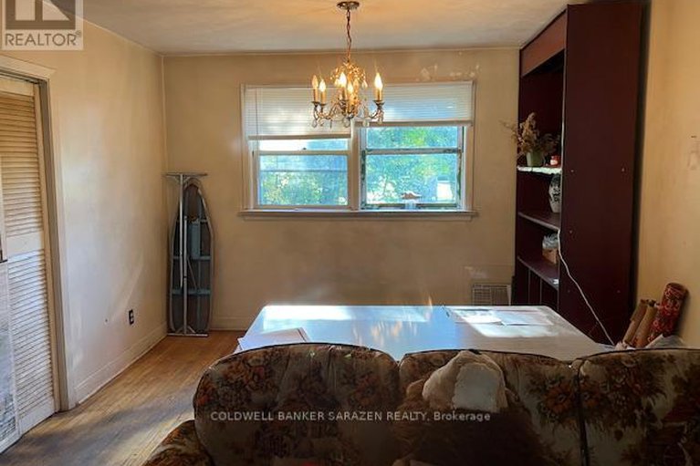 28956687/1274-woodroffe-avenue/kenson-park/ottawa/ontario/K2C2T6_9
