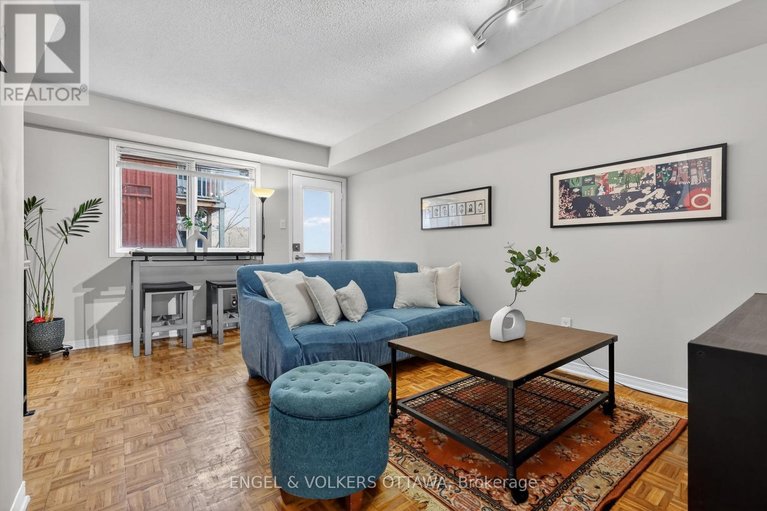 29680685/272-king-edward-avenue/lower-townbyward-market/ottawa/ontario/K1N7M1_7
