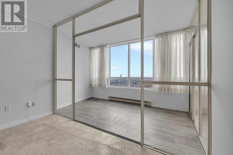 28921400/2204-1480-riverside-drive/riverview-park/ottawa/ontario/K1G5H2_10