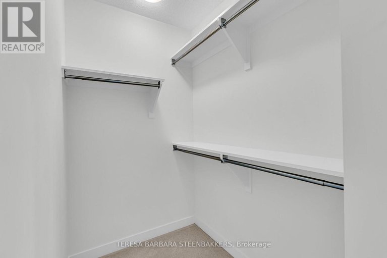 28424668/783-kenny-gordon-avenue/riverside-southgloucester-glen/ottawa/ontario/K4M0V2_29