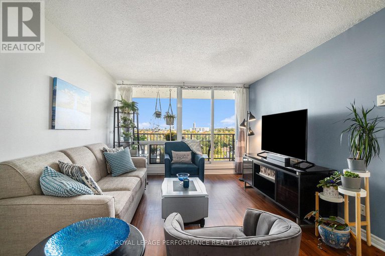 28976196/1508-1195-richmond-road/woodroffe/ottawa/ontario/K2B8E4_8