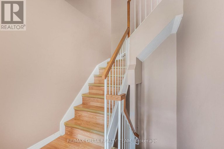 28620322/205-520-canteval-terrace/fallingbrookpineridge/ottawa/ontario/K4A2C9_5