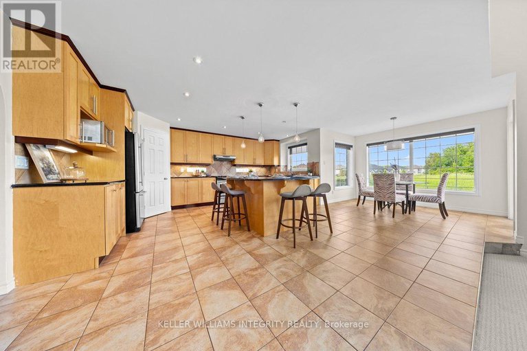 28490168/16-blackshire-circle/stonebridge/ottawa/ontario/K2J5L8_20