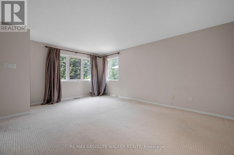 28707835/124-forestcrest-street/chapel-hill/ottawa/ontario/K1C7R3_21
