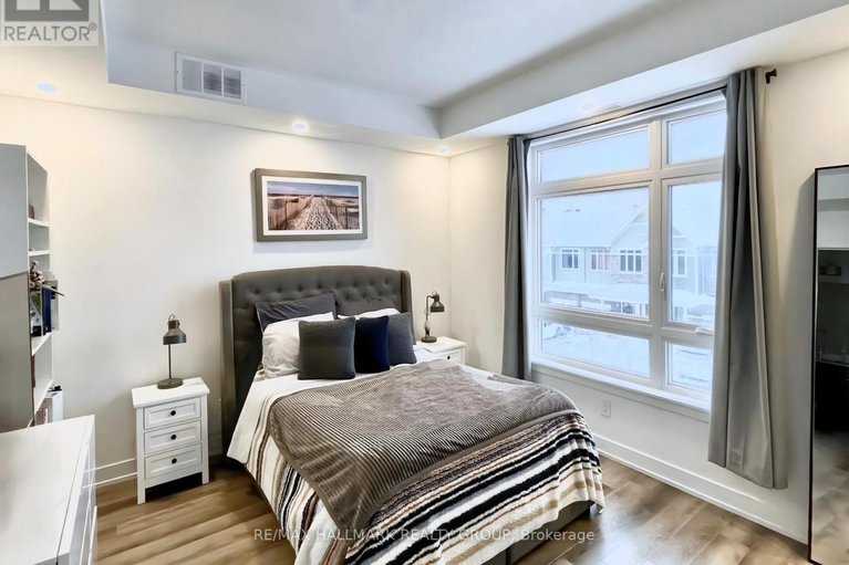 29632112/i-300-tulum-crescent/emerald-meadowstrailwest/ottawa/ontario/K2S2Y4_15