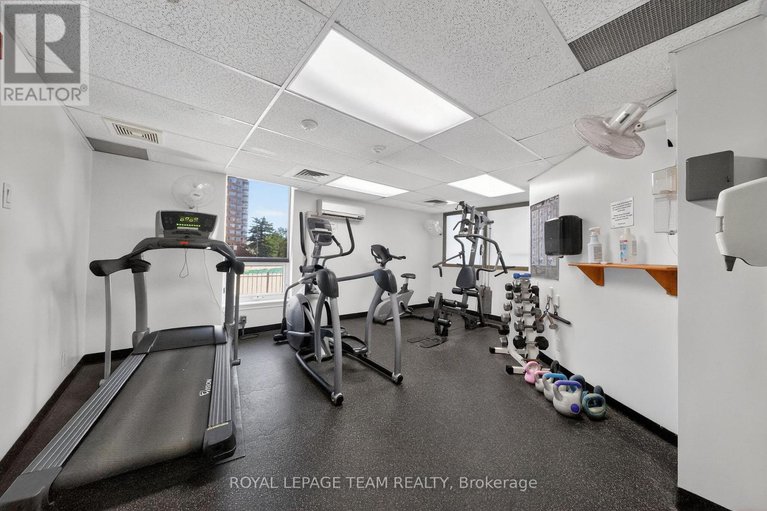 29651493/811-120-grant-carman-drive/mooneys-bayrevelstoke/ottawa/ontario/K2E1C8_43