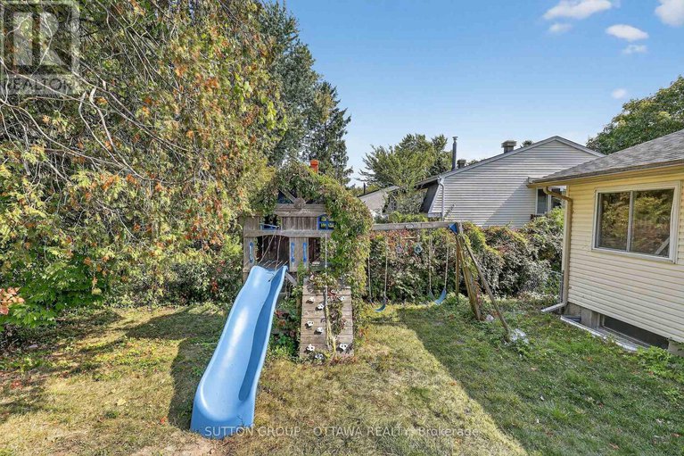 28916928/1000-adley-road-n/carson-grove/ottawa/ontario/K1J8B9_37
