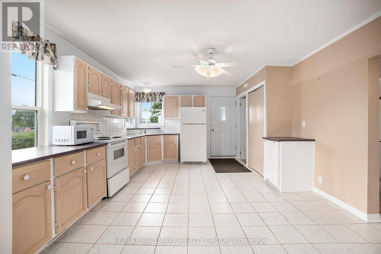 28796893/3533-innes-road/chapel-hill/ottawa/ontario/K1C1T1_8