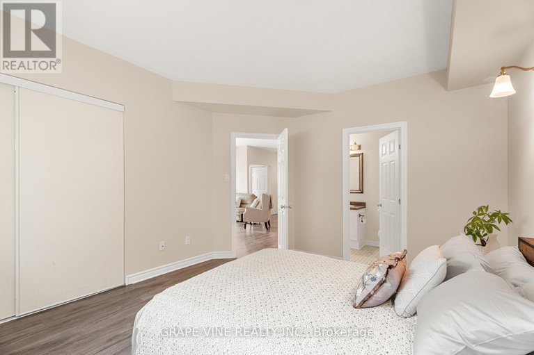 28628739/d-165-crestway-drive/barrhaven-east/ottawa/ontario/K2G7C8_25