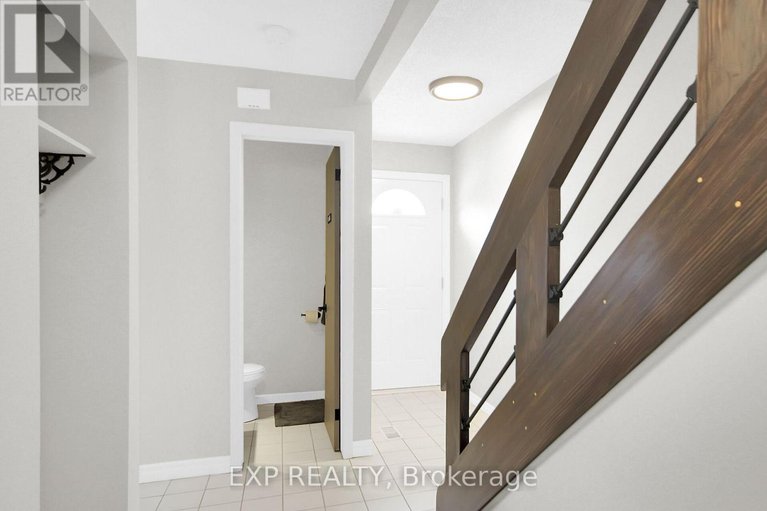 28739048/83-hadley-circle/bells-corners/ottawa/ontario/K2H7Z8_5