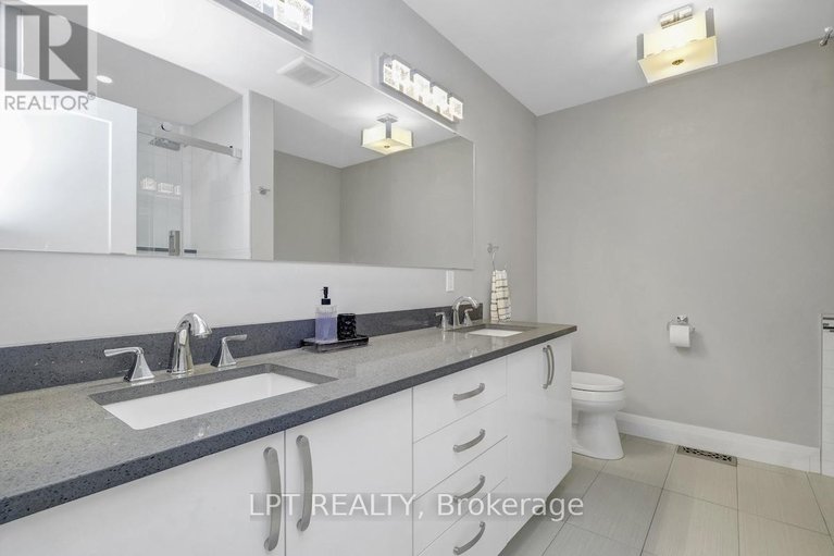 29620533/319-glynn-avenue/overbrookcastle-heights/ottawa/ontario/K1K1R9_22