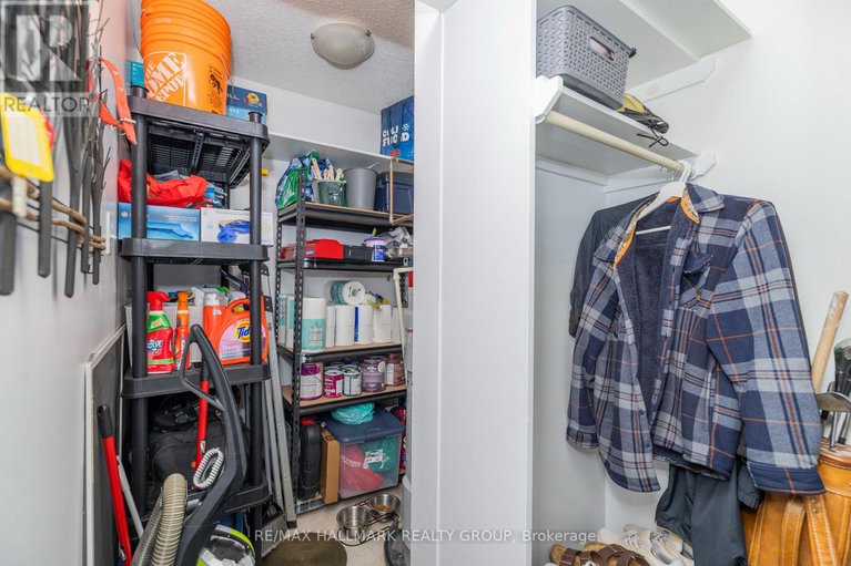 29135225/203-345-centrum-boulevard/bilberry-creekqueenswood-heights/ottawa/ontario/K1E3W9_18