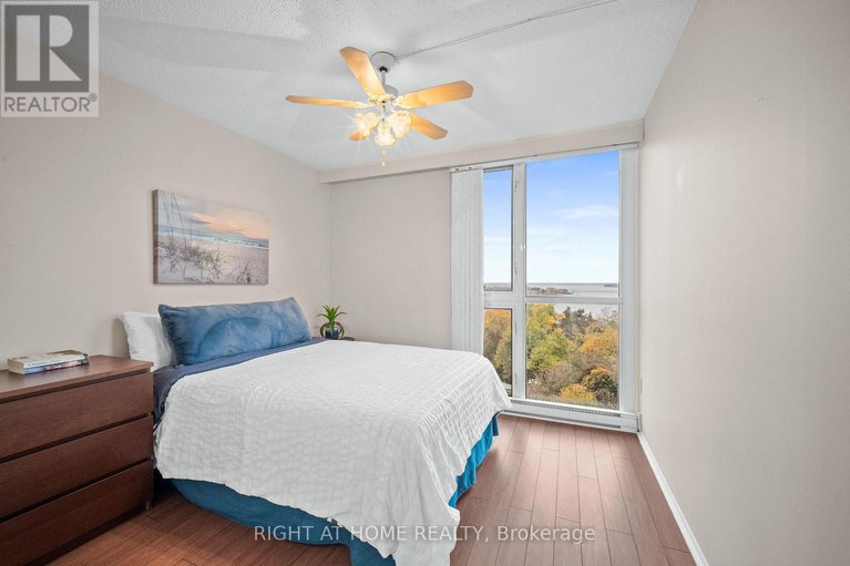 29214067/1006-1025-richmond-road/woodroffe/ottawa/ontario/K2B8G8_21