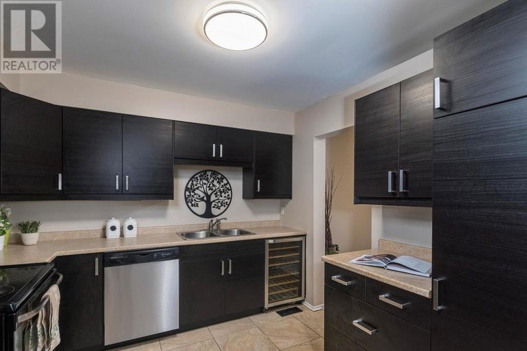 29610480/16-71-clarkson-crescent/katimavik/ottawa/ontario/K2L3C9_11