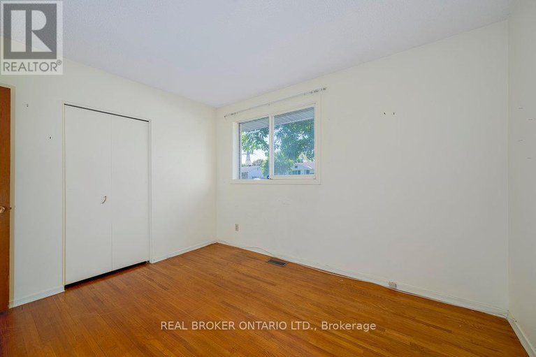 28389803/87-viewmount-drive/meadowlandscrestview/ottawa/ontario/K2G3B9_12