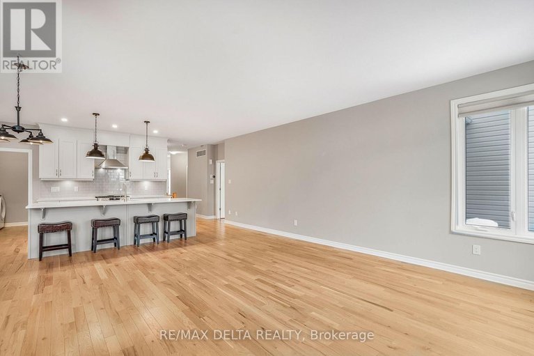 29195729/258-de-letang-street/town-of-rockland/clarence-rockland/ontario/K4K0K1_12