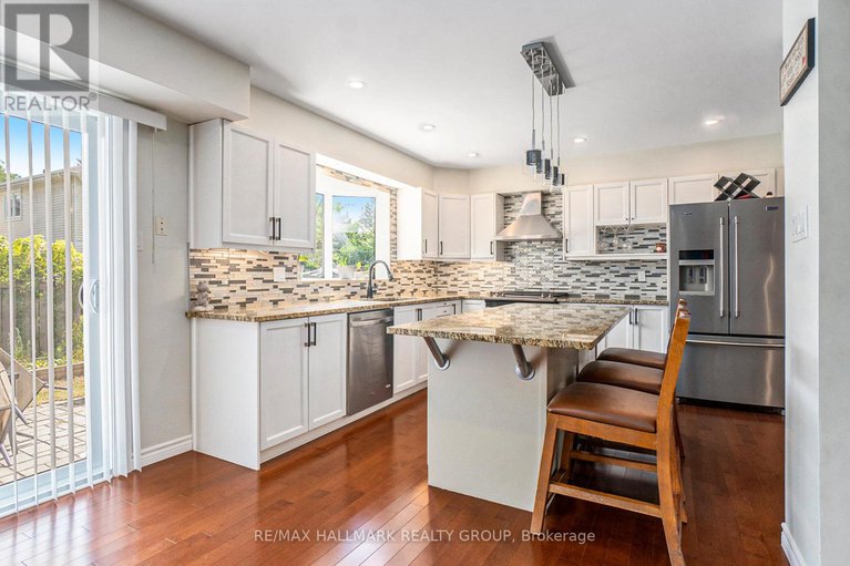 28776814/11-ellisson-way/hunt-club-park/ottawa/ontario/K1G4N9_13