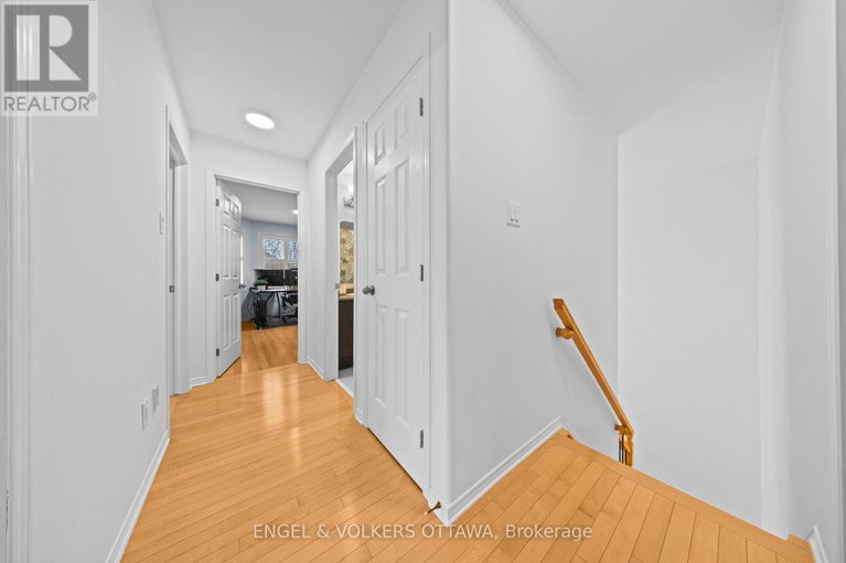 29120445/57-newcastle-avenue/morgans-grantsouth-march/ottawa/ontario/K2K3B5_20