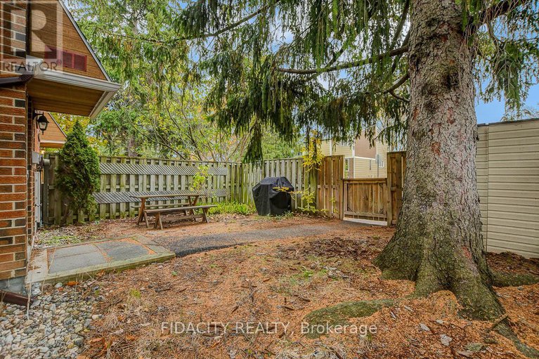 29034615/61-159-salter-crescent/beaverbrook/ottawa/ontario/K2K1Y8_3