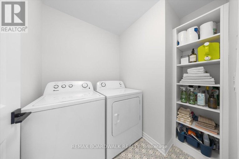 29543323/297-labelle-street/embrun/russell/ontario/K0A1W0_39