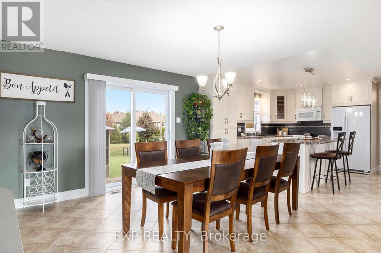 28990239/2003-farisita-drive/vars-village/ottawa/ontario/K0A3H0_9