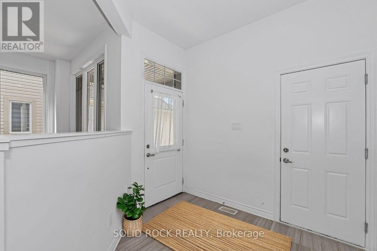 28814224/149-minikan-street/blossom-parkkemp-parkfindlay-creek/ottawa/ontario/K1X0E5_3