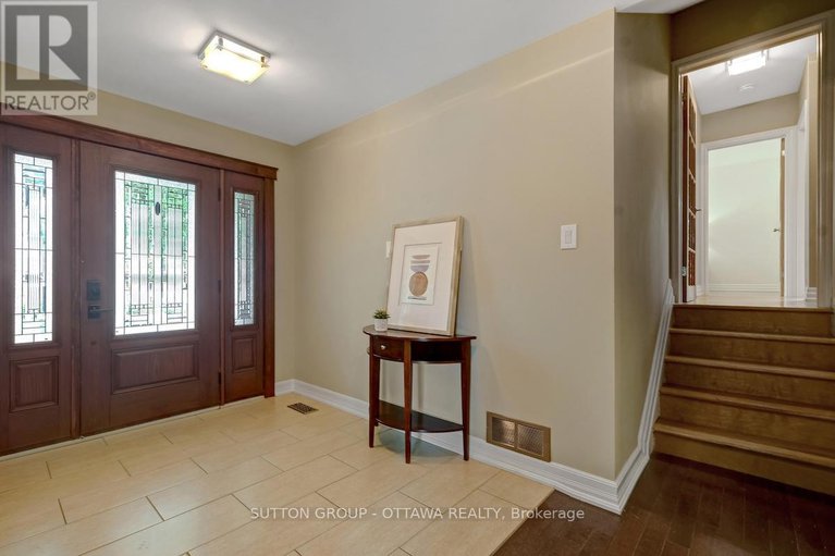 28890057/680-weston-drive/elmvale-acres/ottawa/ontario/K1G1V8_4