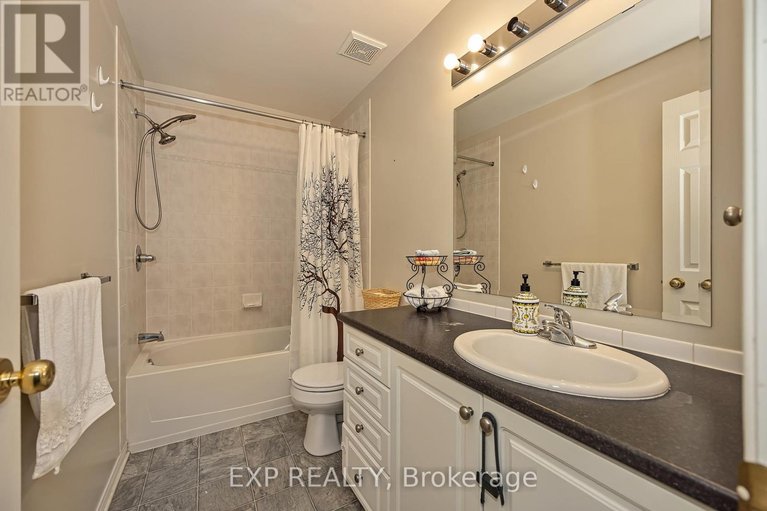 29629372/359-bakewell-crescent/strandherd/ottawa/ontario/K2G7E9_12