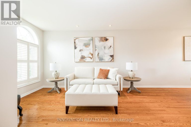 28489551/2751-massicotte-lane/emerald-woodssawmill-creek/ottawa/ontario/K1T3G9_5