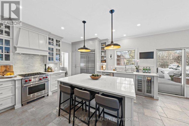 29403241/5557-pettapiece-crescent/manotick-village-manotick-estates/ottawa/ontario/K4M1C5_16