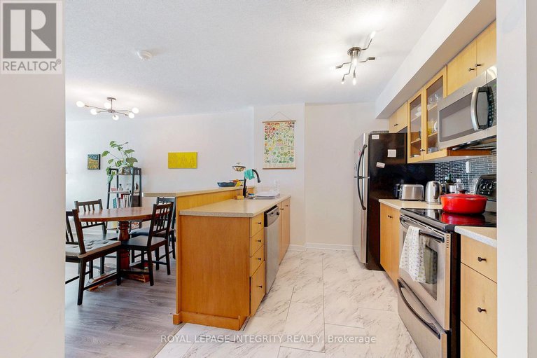 28669857/203-138-somerset-street-w/ottawa-centregolden-triangle/ottawa/ontario/K2P0A3_6